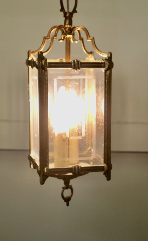 A PAIR OF ART DECO FRENCH HANGING LANTERNS - ADDITIONAL PHOTO 1