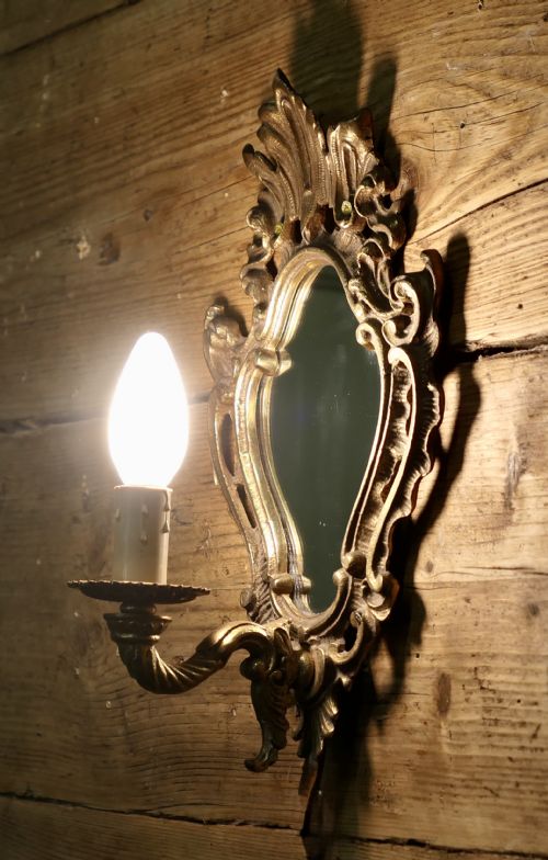 A SINGLE ROCOCO DESIGN GIRANDOLE - ADDITIONAL PHOTO 2