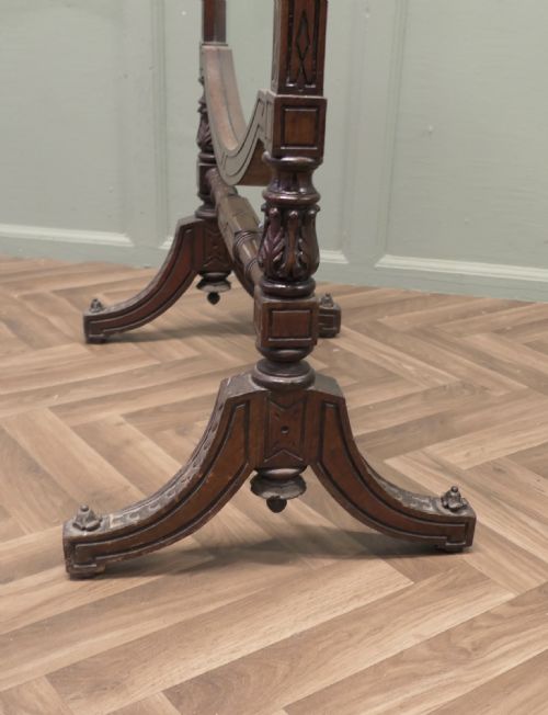 LARGE VICTORIAN CARVED AND GLASS FIRE SCREEN - ADDITIONAL PHOTO 3
