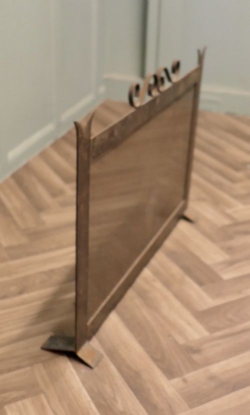 GOTHIC IRON FIRE SCREEN SPARK GUARD - ADDITIONAL PHOTO 2