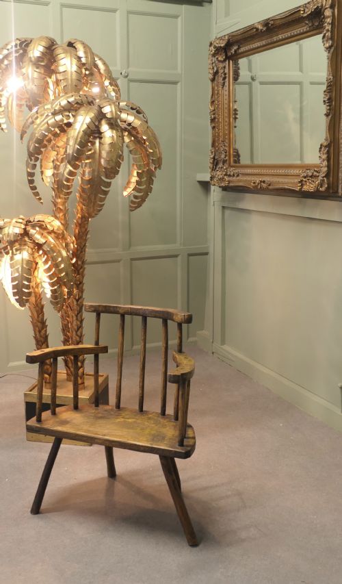 A PRIMITIVE 18TH CENTURY COUNTRY COMB BACK ARMCHAIR - ADDITIONAL PHOTO 4