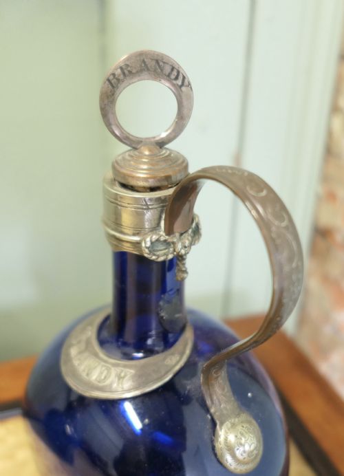 A COLLECTION OF 15 19TH C ENGLISH FLAGON DECANTERS - ADDITIONAL PHOTO 1