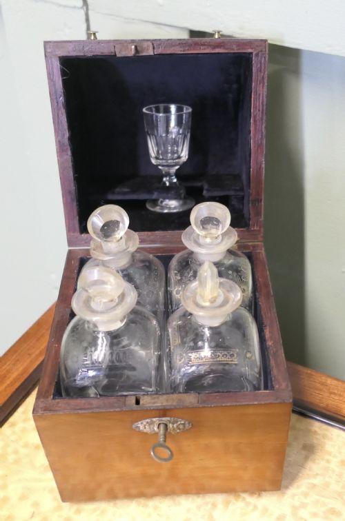 19TH CENTURY FITTED DECANTER BOX 4 DECANTER TANTALUS - ADDITIONAL PHOTO 1