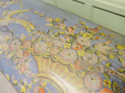 ITALIAN ORIGINAL LARGE HAND PAINTED CASSONE OR MARRIAGE CHEST - ADDITIONAL PHOTO 6