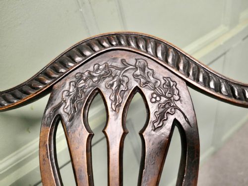 A HAND CARVED CHIPPENDALE HALL CHAIR APPRENTICE PIECE - ADDITIONAL PHOTO 5