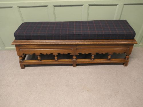 HALL BENCH BOOT STORE OR TWEED WINDOW SEAT - ADDITIONAL PHOTO 1