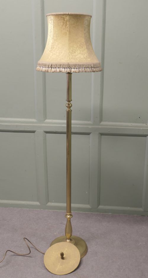 CHARMING LITTLE FRENCH BOUDOIR READING LAMP - ADDITIONAL PHOTO 2