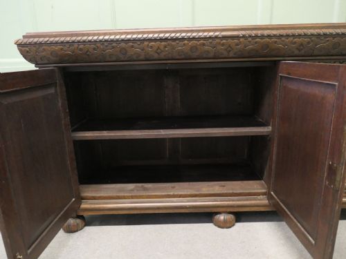 GOTHIC CARVED GOLDEN OAK 3 DOOR CUPBOARD - ADDITIONAL PHOTO 2