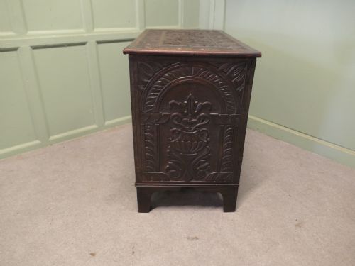 COTTAGE SIZE GREEN MAN CARVED OAK MULE CHEST - ADDITIONAL PHOTO 4