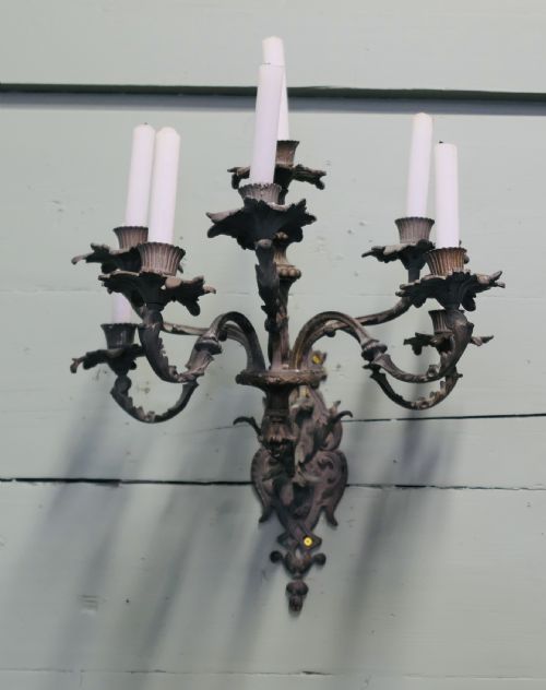 A SUPERB 7 ARM GOTHIC BRONZE WALL SCONCE - ADDITIONAL PHOTO 5