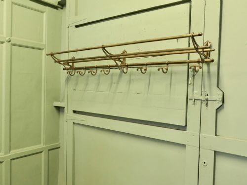 5FT LONG FRENCH ART DECO BRASS HAT AND COAT RACK - ADDITIONAL PHOTO 4