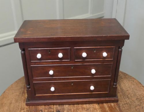 19TH CENTURY MINIATURE SCOTCH CHEST APPRENTICE PIECE