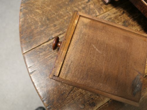 VICTORIAN MINIATURE CHEST OF DRAWERS AN APPRENTICE PIECE - ADDITIONAL PHOTO 4
