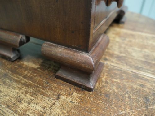 VICTORIAN MINIATURE CHEST OF DRAWERS AN APPRENTICE PIECE - ADDITIONAL PHOTO 6