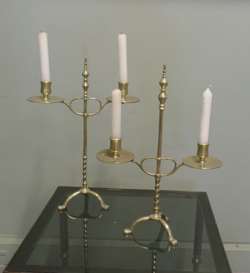 A PAIR OF ARTS AND CRAFTS ADJUSTABLE BRASS STUDENTS LIGHTS - ADDITIONAL PHOTO 3