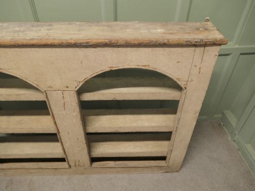 EARLY 19TH CENTURY FRENCH PINE SHELVED ALCOVE CUPBOARD - ADDITIONAL PHOTO 2
