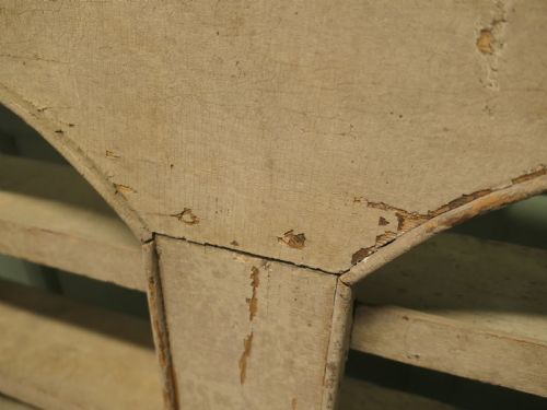 EARLY 19TH CENTURY FRENCH PINE SHELVED ALCOVE CUPBOARD - ADDITIONAL PHOTO 3
