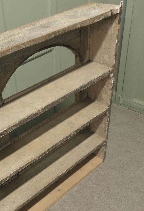 EARLY 19TH CENTURY FRENCH PINE SHELVED ALCOVE CUPBOARD - ADDITIONAL PHOTO 4