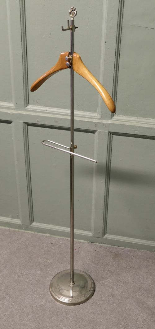 STYLISH FRENCH CHROME AND BEECH GENTS VALET SUIT HANGER MANNEQUIN - ADDITIONAL PHOTO 4