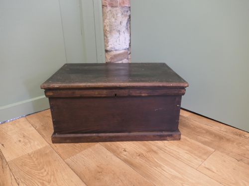Quality Carpenter’s Pine Box