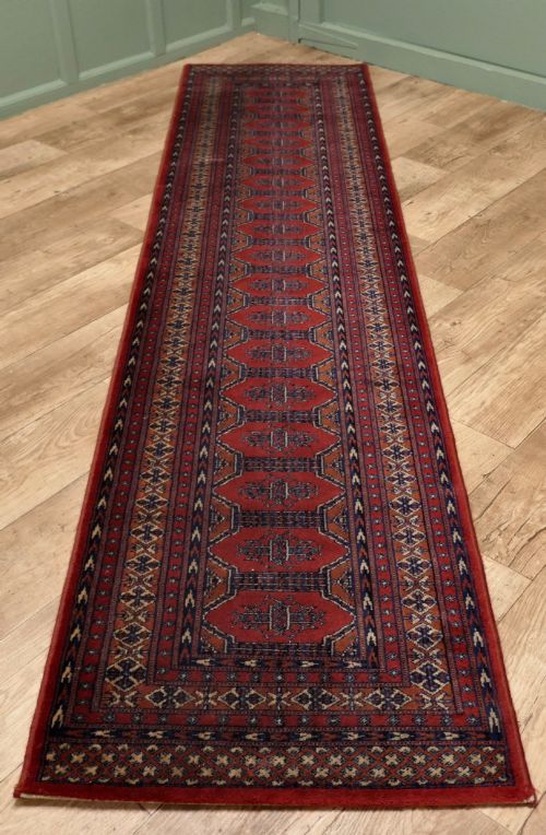 Vintage Traditional Pattern 10ft Carpet Hallway Runner