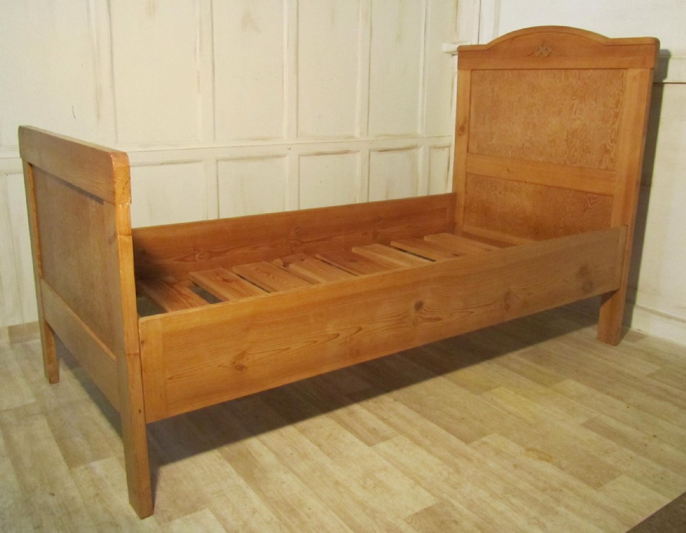 French Pine Single Sleigh Bed Lit Bateau