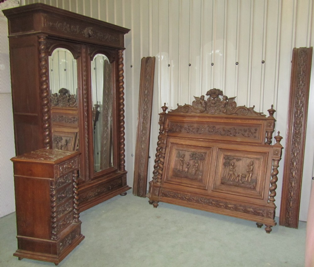 French Carved Oak, Bedroom Set in the style of Henri II