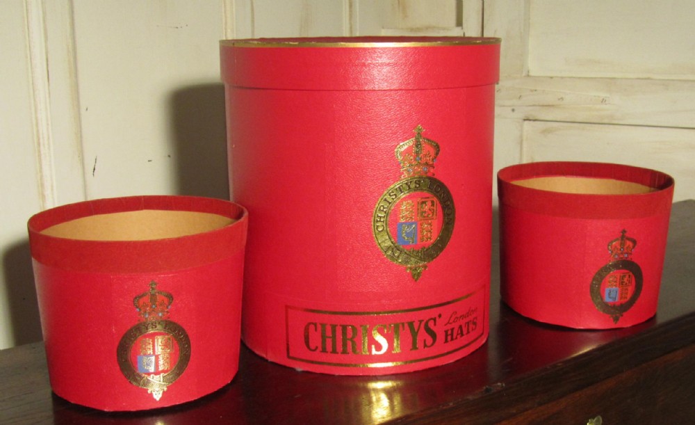 A Delightful Red Christys’ Hat Box Set