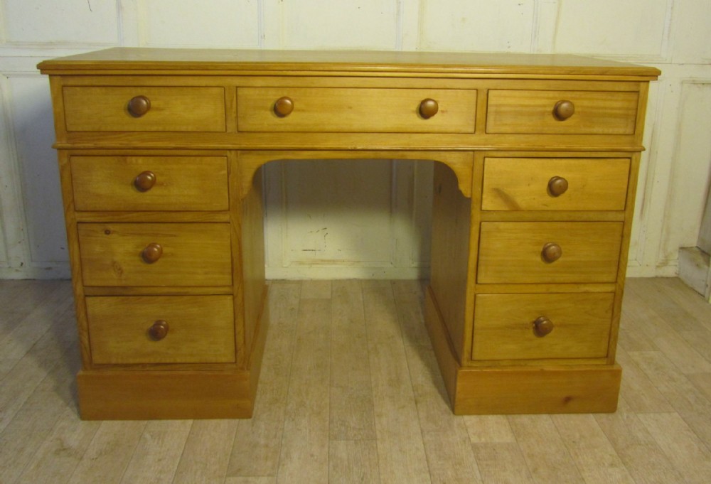 Pine Pedestal or Knee Hole Desk
