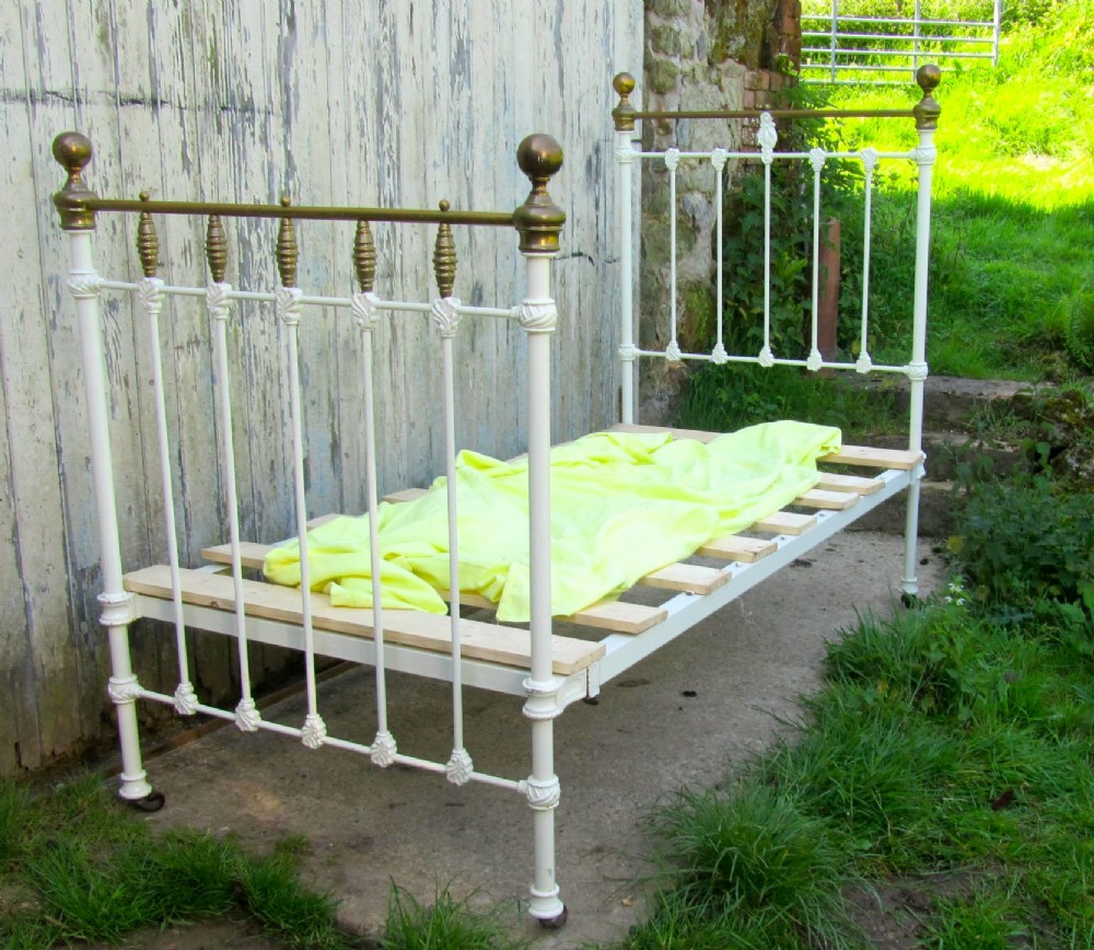 A Superb Quality, Heavy, Victorian Brass and Iron Single Bed