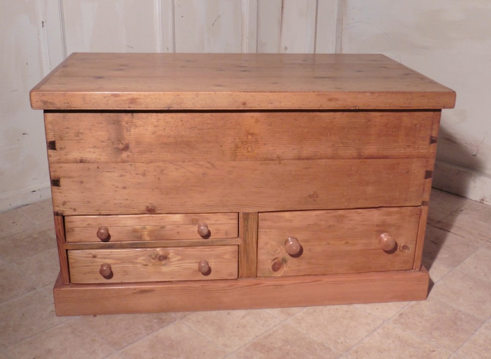 Large Victorian Solid Pine Mule Chest.