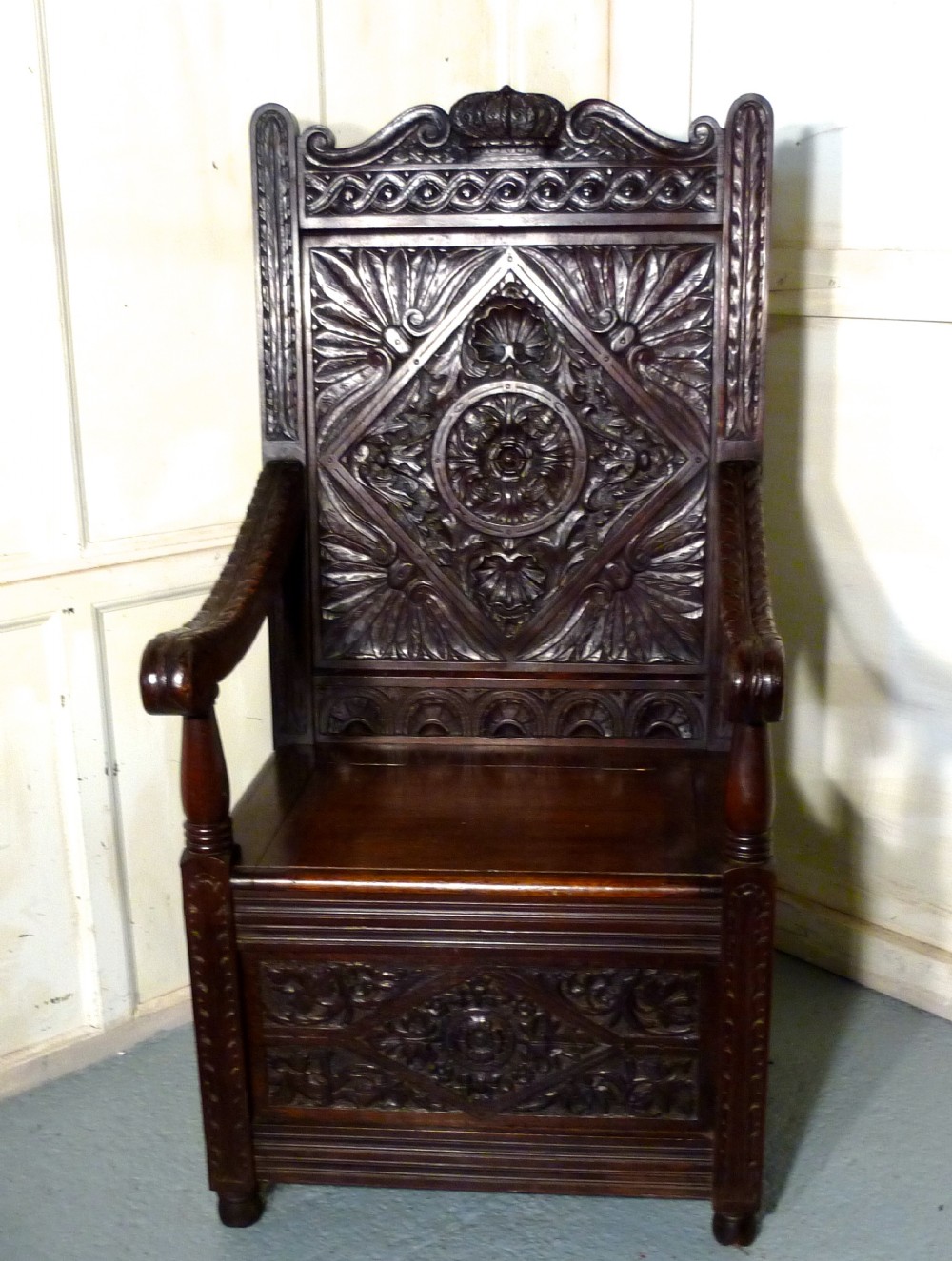 High Back Oak Box Settle Wainscot, Throne Hall Chair
