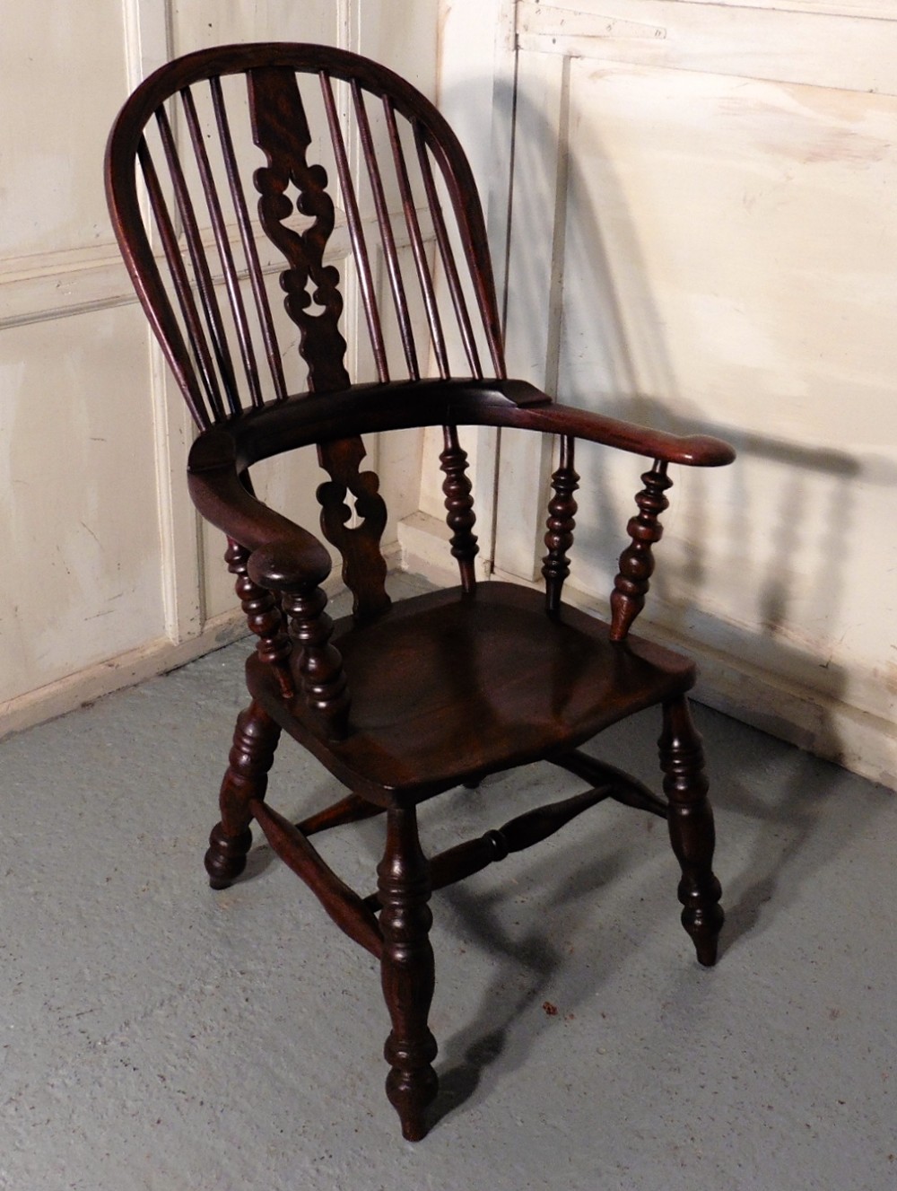 Yew and Ash Wheel Back Windsor Carver Chair