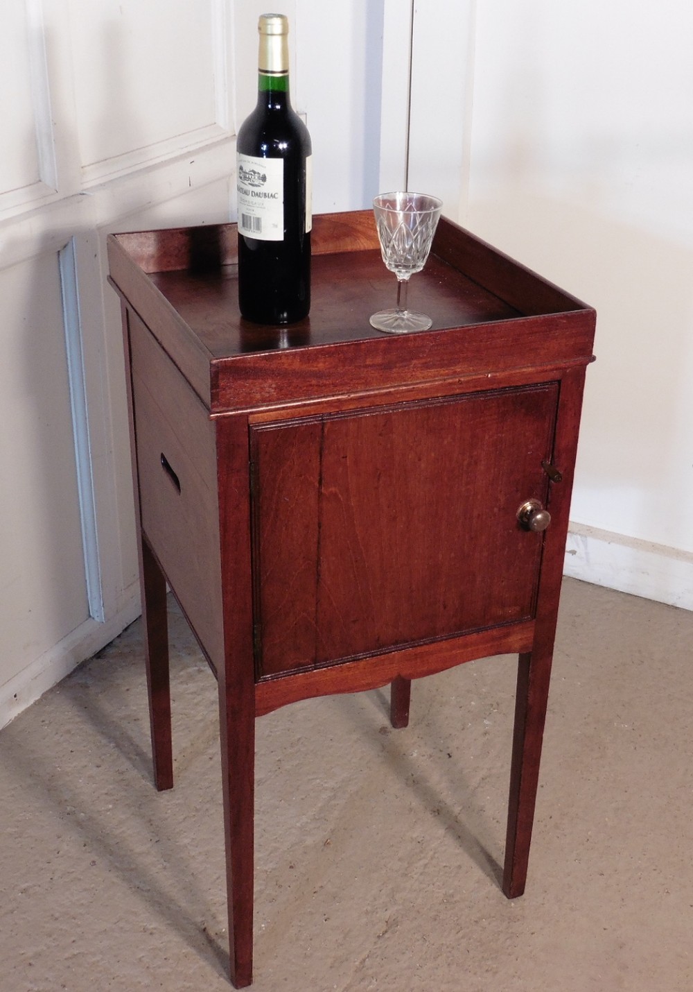 Georgian Mahogany Tray Top Bed Side Cupboard