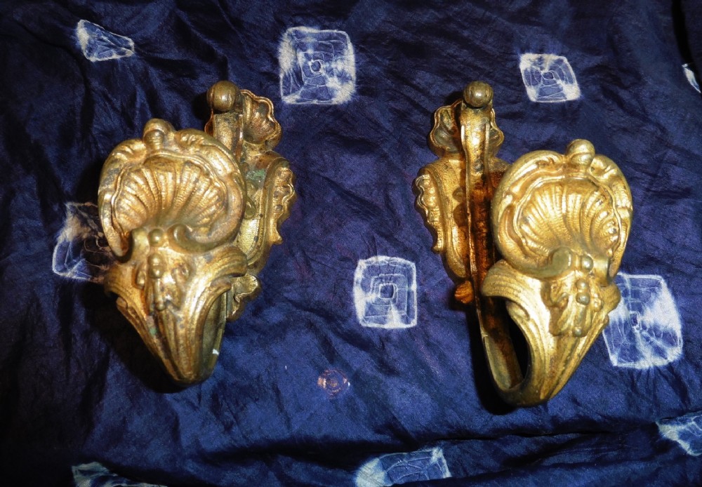 A Pair of French Rococo Ormolu Curtain Curtain Tie Backs 