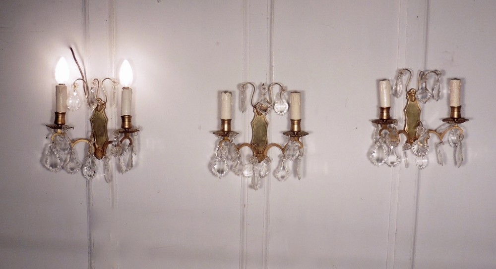 A Set of 3 Twin Wall Light Chandeliers