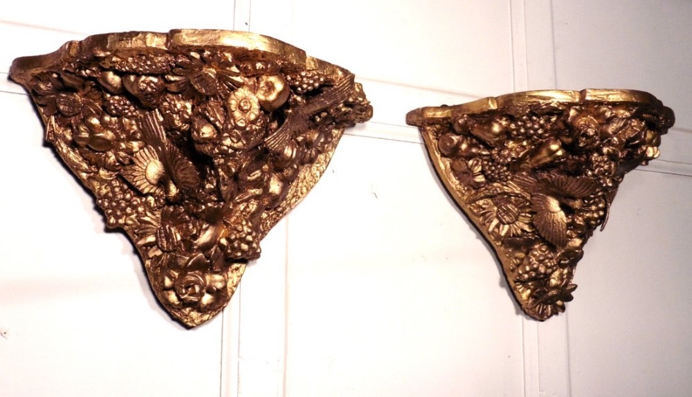 A Pair of 19th Century Carved Gilt Wall Brackets