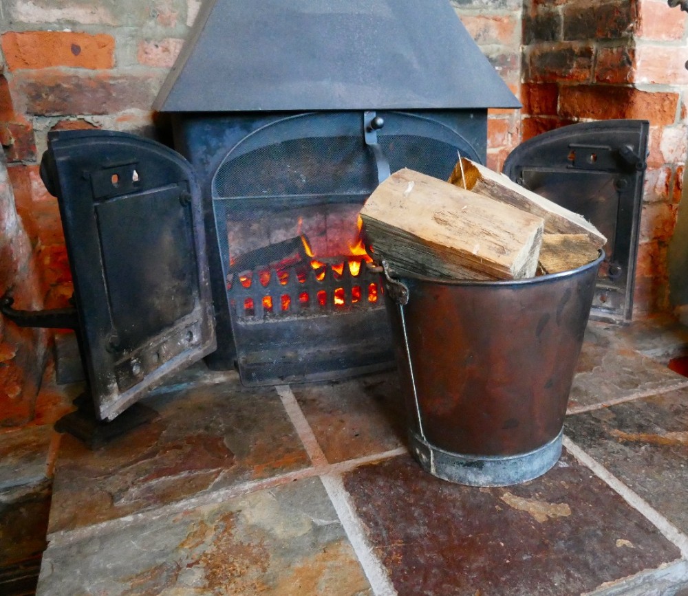 18th Century French Copper Dairy Pail or Log Bucket