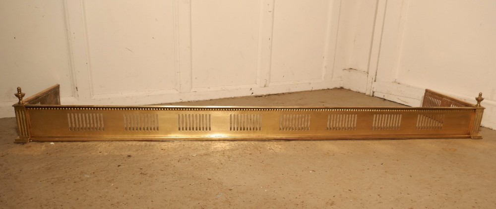 Long Victorian Pierced Brass Fender 