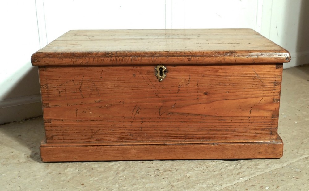 Small Pine Table Top Deed Box  
