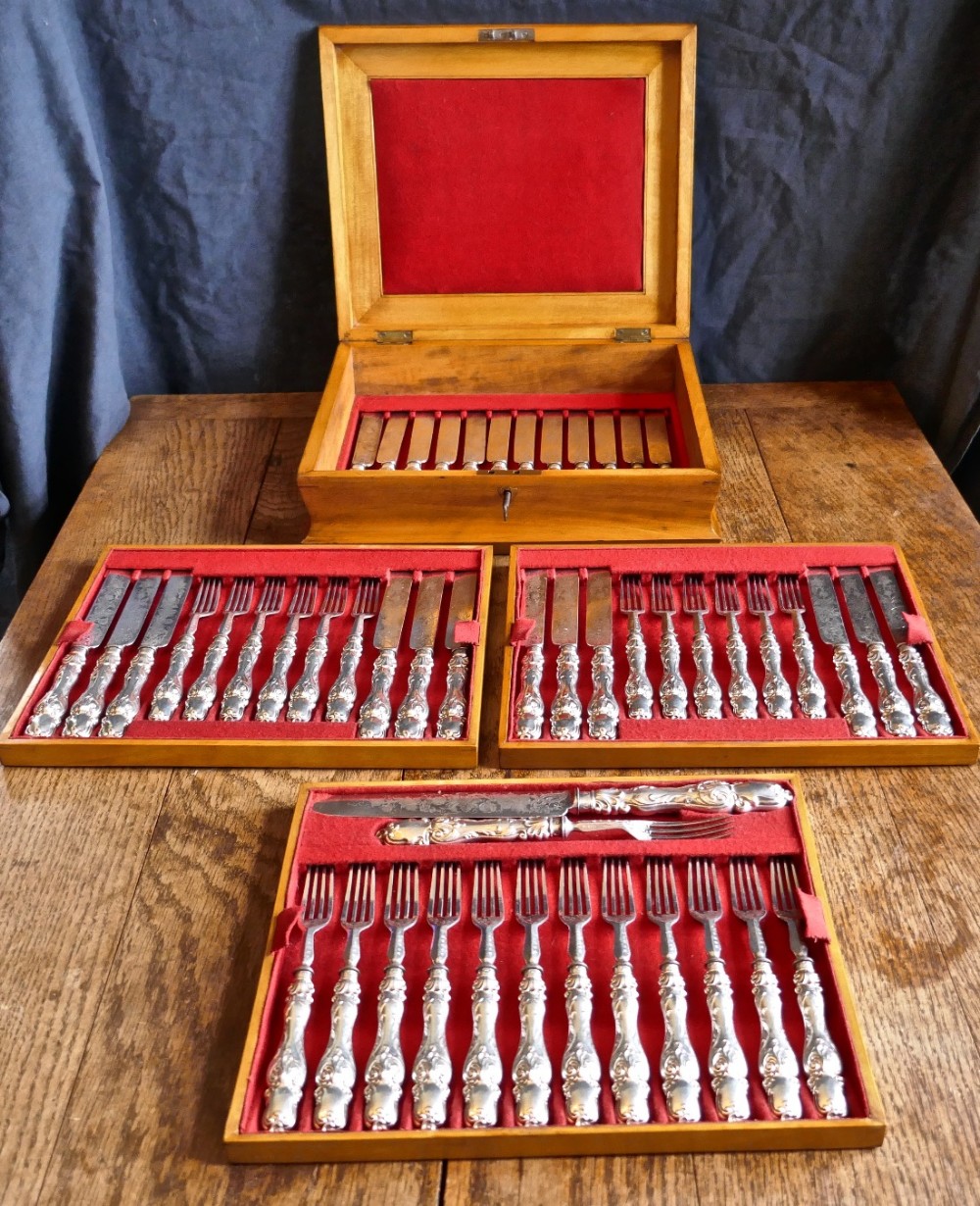 Arts Nouveau 50 Silver Piece Desert Set in Original Sycamore Canteen 1860