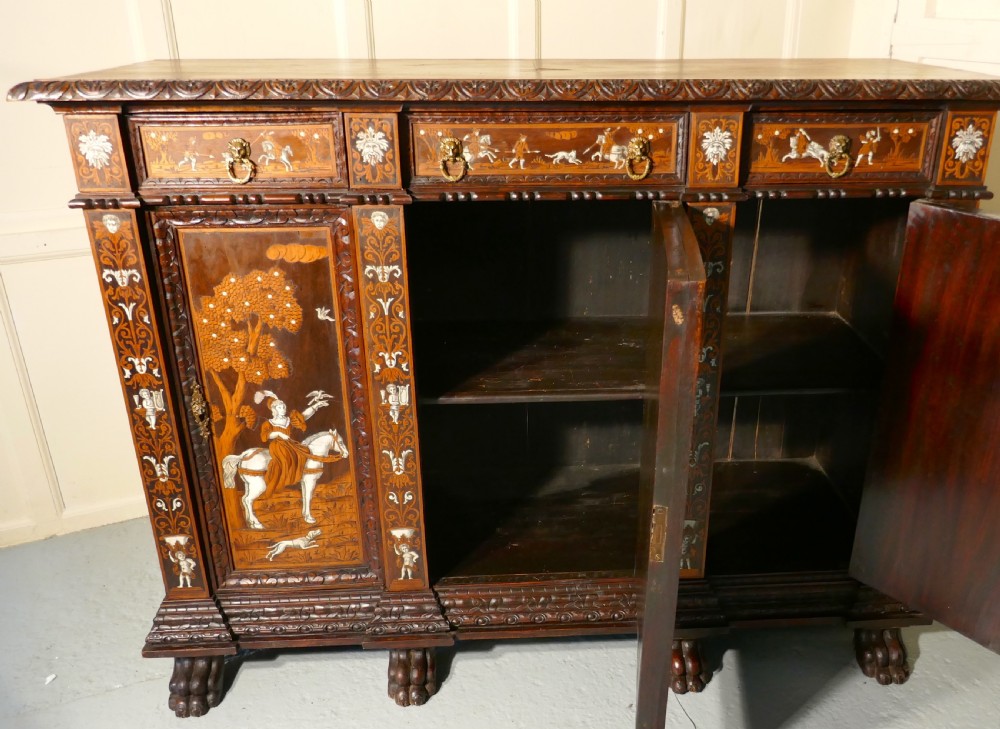 Superb 18th century Italian Inlaid Marquetry Game Cupboard  View XII