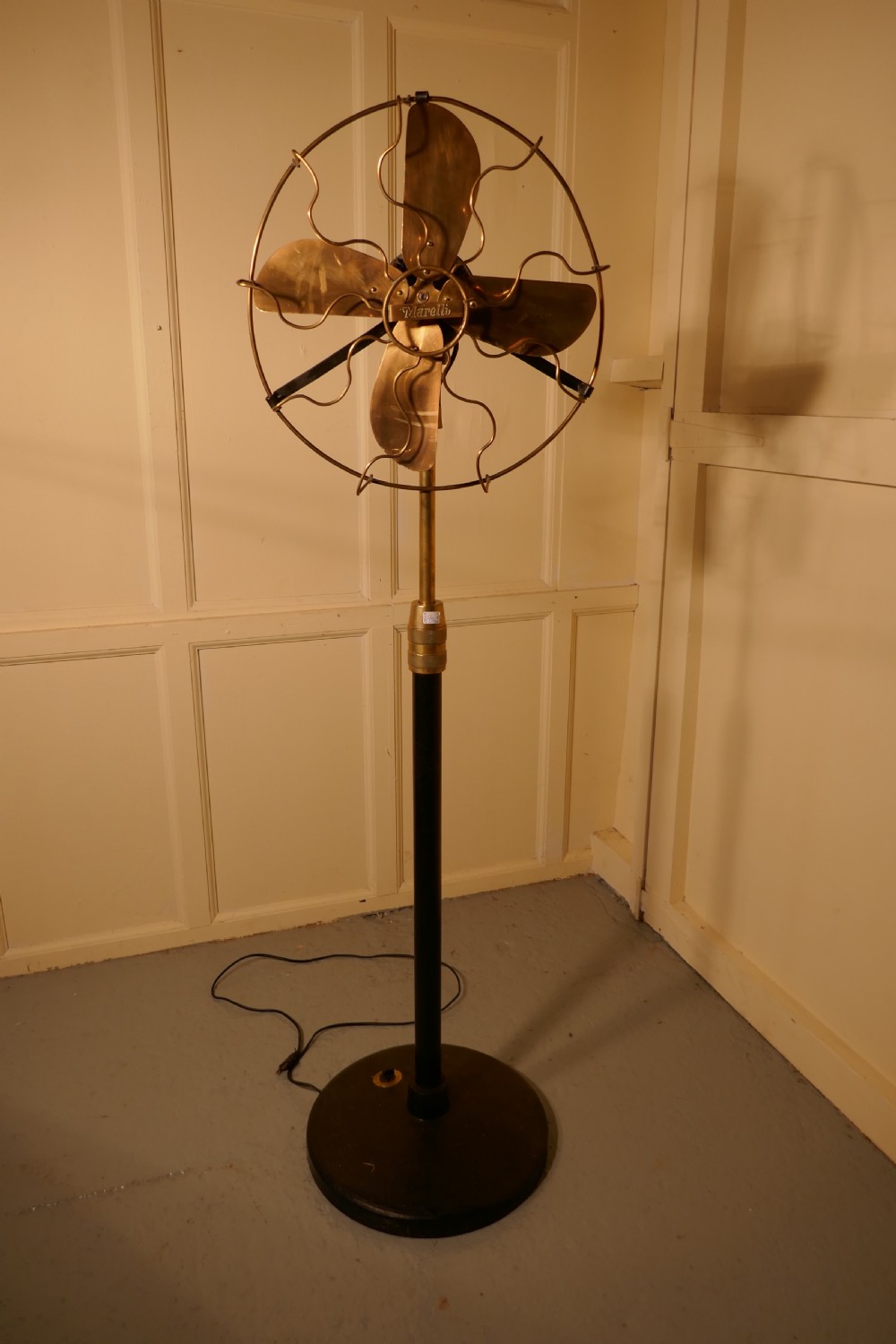 Brass Electric Telescopic Pedestal Fan, by Mirelli,   View VIII
