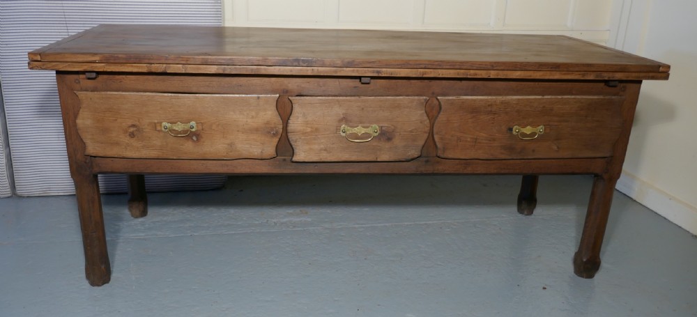Rare French Oak Preparation and Dining Farmhouse Table View XIV