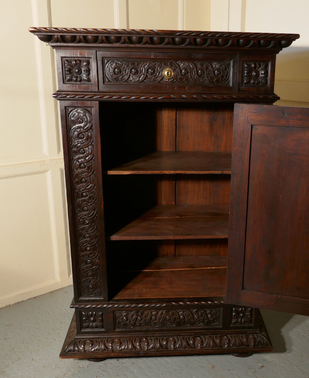Early 19th Century Carved Oak Cupboard View IV
