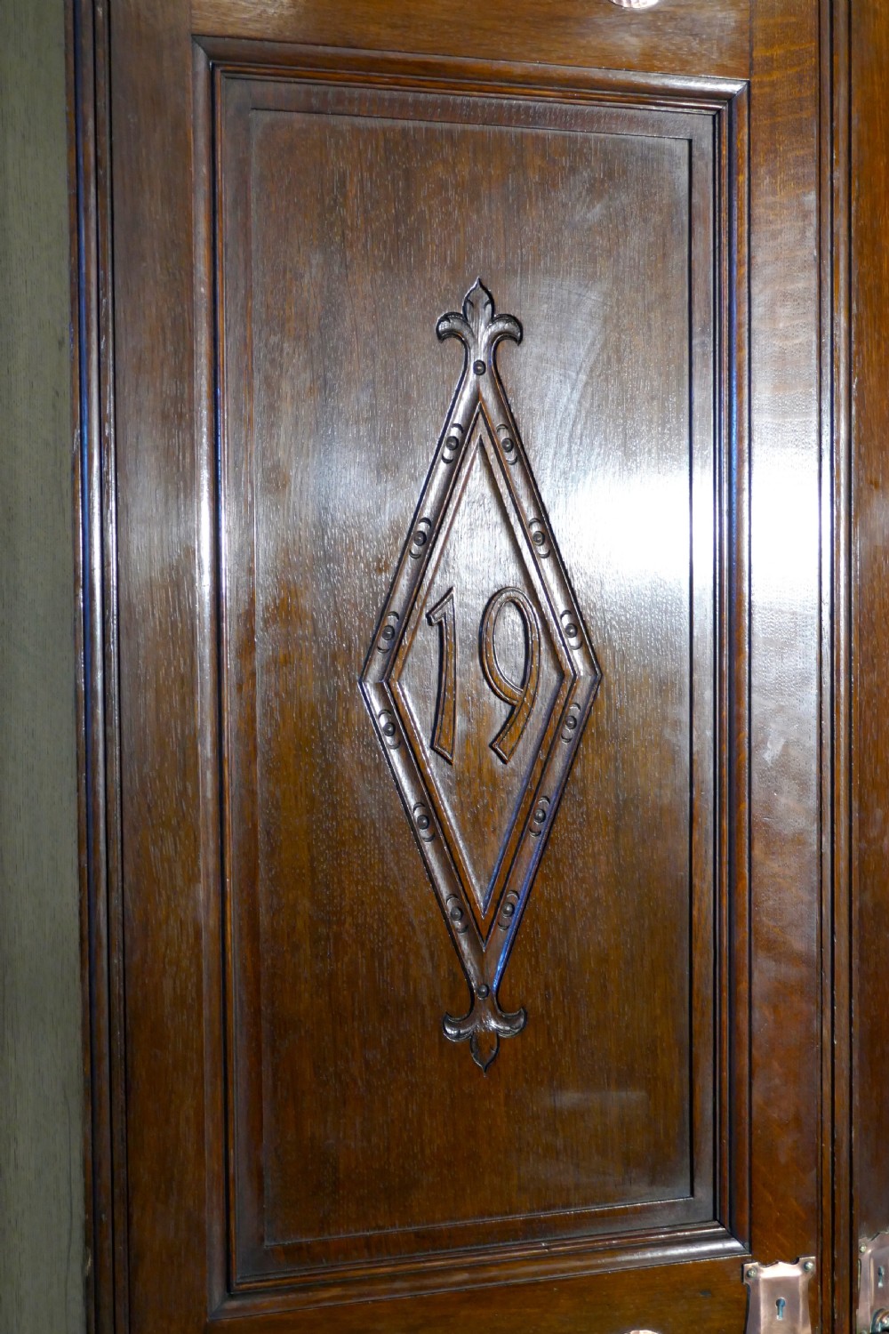 Rare Progressive Furniture Arts & Crafts Oak Wardrobe, by Gillow for Liberty,   View XV
