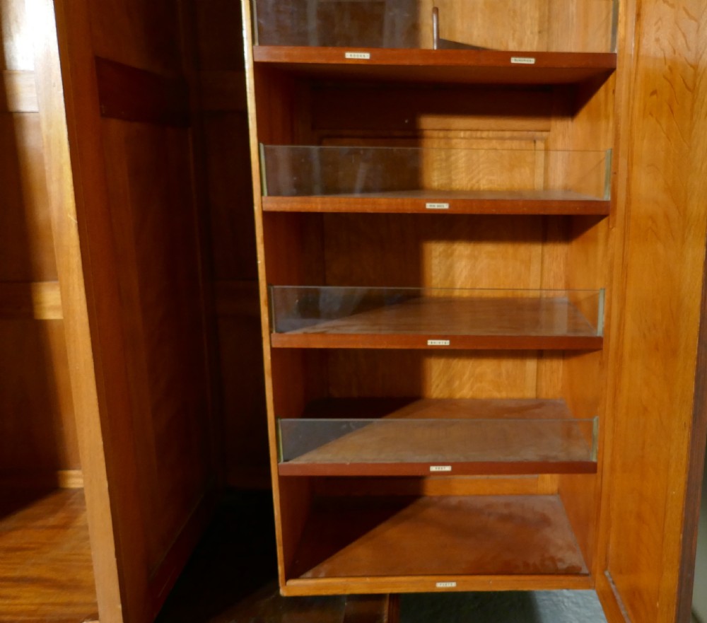 Metamorphic Gentlemans Triple Oak Wardrobe Compactum by Kean and Scott View VI