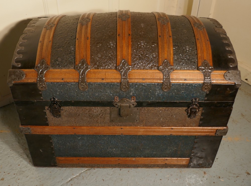Very Decorative Spanish Dome Top Trunk View XI