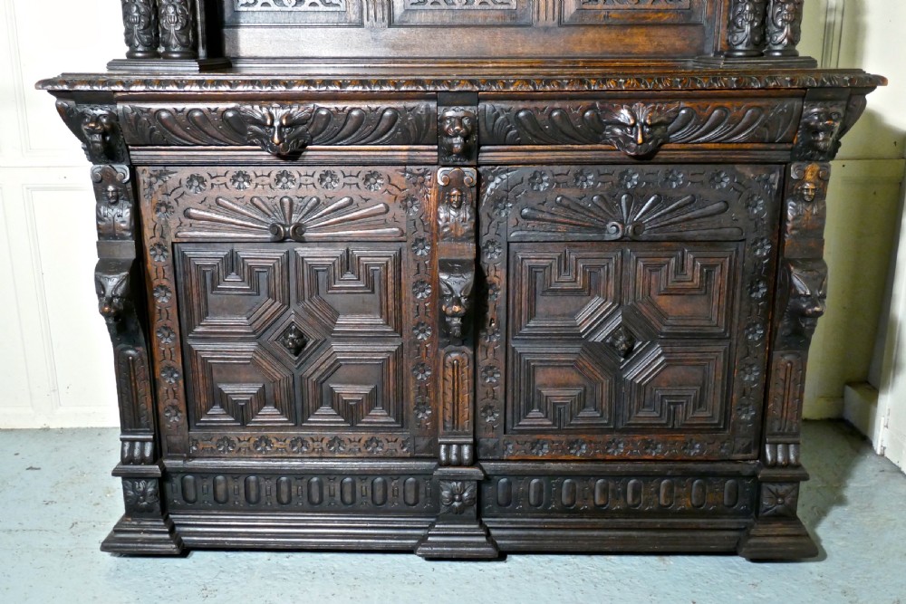 18th Century Carved Oak Buffet Sideboard Dresser View VI