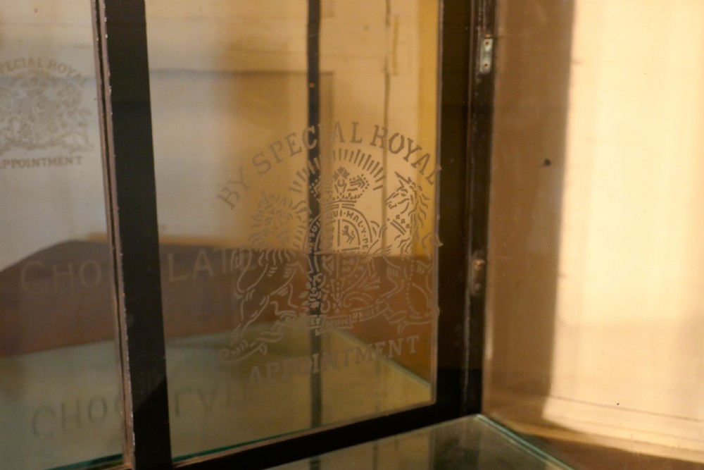 Fry’s Glazed Sweet Shop Display Cabinet View VII